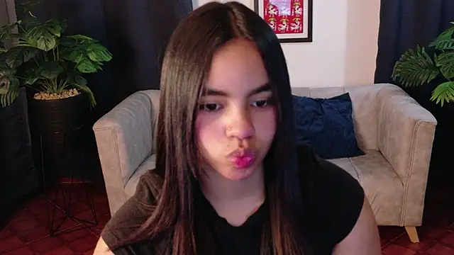 SofiaMante  online show from 02-04-26, 09:20