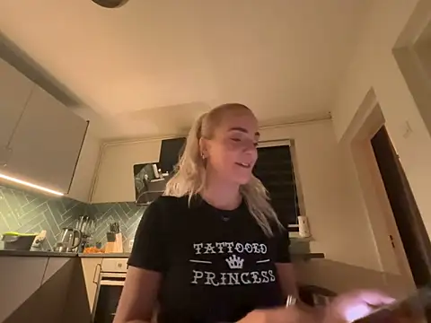 missconly online show from 03-04-26, 12:38