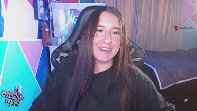 Mysticdooll69 online show from 07-10-26, 07:38