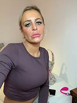 AliceDx online show from 03-10-26, 11:04