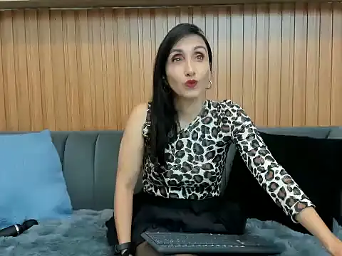 Snapshot of Riley_Reid_Milf chatting on 05-04-26, 01:07 Riley Reid Milf online show from 05-04-26, 01:07