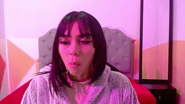 sofiaspring online show from 07-19-26, 04:22