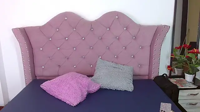 sofiaspring online show from 07-27-26, 03:08