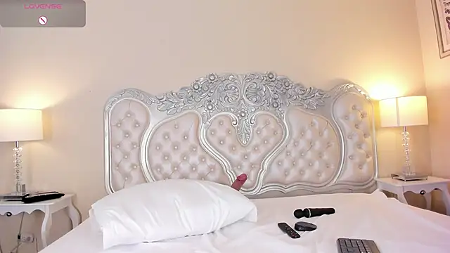 KatheOlson online show from 06-11-26, 02:53