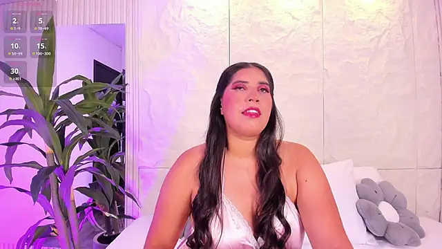 LunaKarther online show from 04-12-26, 04:17