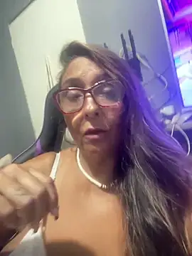 Snapshot of Annalua73 chatting on 02-10-26, 10:25 Annalua73 online show from 02-10-26, 10:25