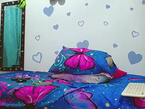 Snapshot of sofia_carol chatting on 06-20-26, 12:58 sofia carol online show from 06-20-26, 12:58