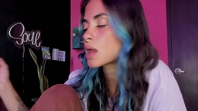 azula lillet online show from 04-17-26, 09:29