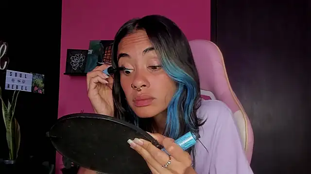 azula lillet online show from 04-28-26, 03:17