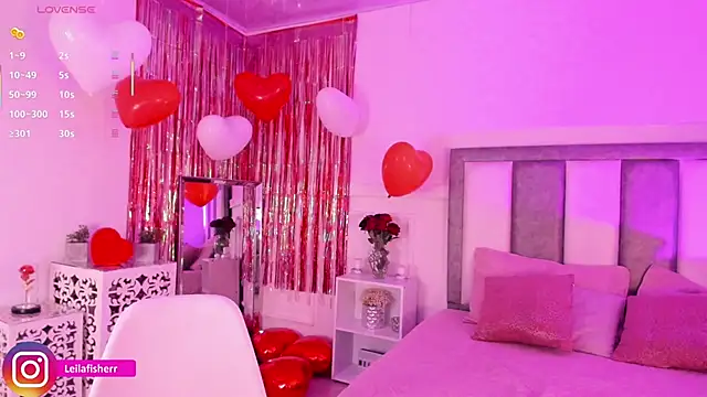 Leilafisherr online show from 02-15-26, 10:06