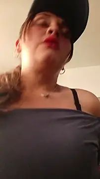 Alejandra N online show from 06-06-26, 02:11