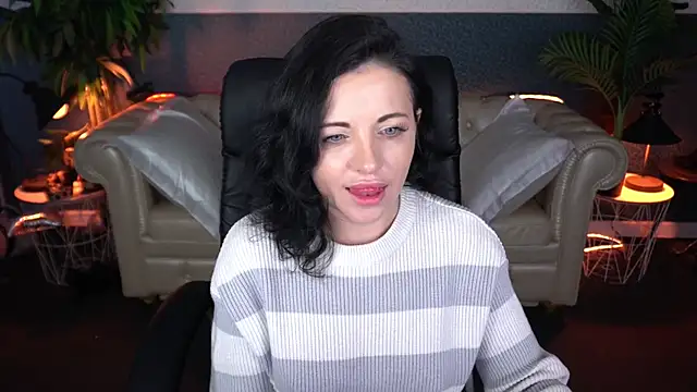 Dafni Monn online show from 04-23-26, 05:52