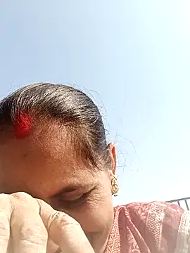 Hasmi hot09 online show from 02-06-26, 08:07