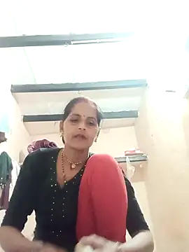 Hasmi hot09 online show from 02-18-26, 04:25