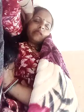 Hasmi hot09 online show from 04-02-26, 07:55