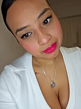 Angelmoon04 online show from 04-15-26, 02:29