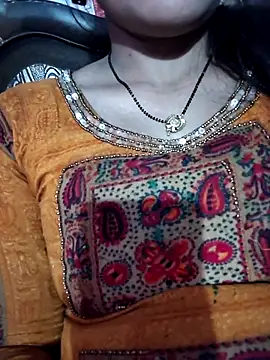 Nilam cute online show from 03-05-26, 01:40