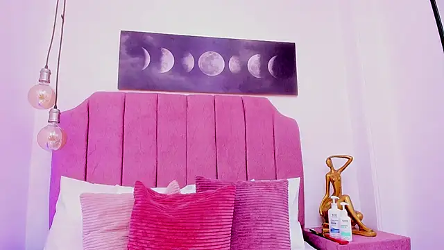 Britney Cortez online show from 04-28-26, 07:41