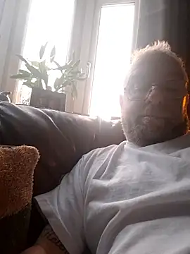 justenjoyingurcompany online show from 01-09-26, 08:39