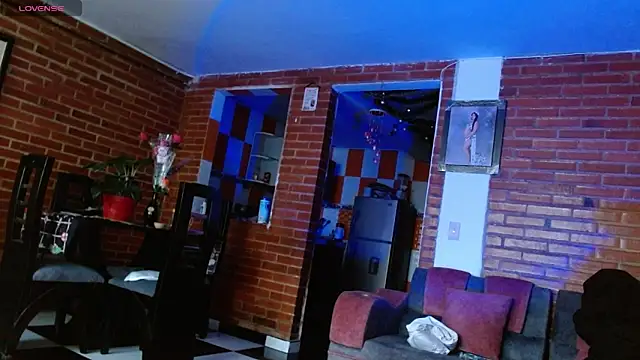 Lia rouse04 online show from 01-15-26, 12:10