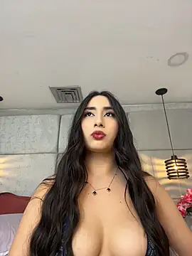 IvonneOwen online show from 05-18-26, 03:24