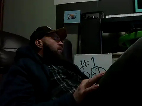 Snapshot of Numba1dad_ chatting on 02-02-26, 11:42 Numba1dad online show from 02-02-26, 11:42