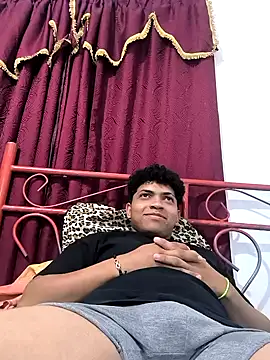 Snapshot of VersedChip chatting on 01-14-26, 02:50 VersedChip online show from 01-14-26, 02:50