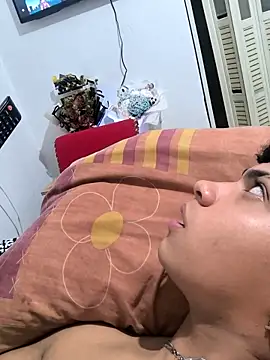 Snapshot of VersedChip chatting on 02-13-26, 06:42 VersedChip online show from 02-13-26, 06:42