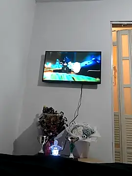 Snapshot of VersedChip chatting on 02-24-26, 11:25 VersedChip online show from 02-24-26, 11:25