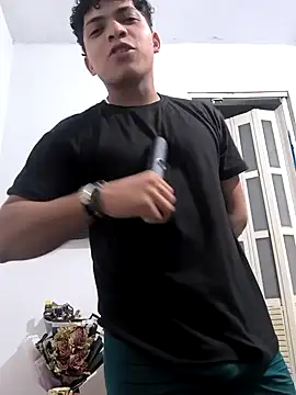 Snapshot of VersedChip chatting on 02-26-26, 03:49 VersedChip online show from 02-26-26, 03:49