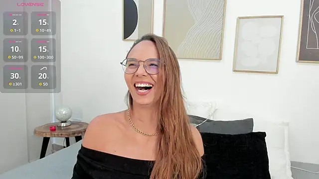 Julianneharris online show from 04-24-26, 02:52