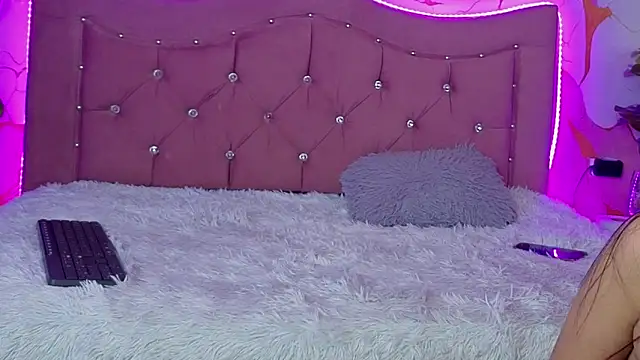 jasmine star12 online show from 02-07-26, 03:49