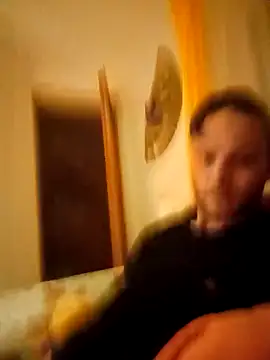 Snapshot of Maggo88 chatting on 02-12-26, 08:04 Maggo88 online show from 02-12-26, 08:04