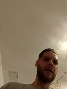 Snapshot of Maggo88 chatting on 03-13-26, 03:18 Maggo88 online show from 03-13-26, 03:18