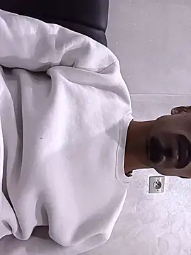 Kmali5465 online show from 04-29-26, 05:06