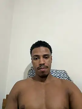 LorenzoBlack27 online show from 06-10-26, 10:41
