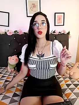 Snapshot of RoseNyx chatting on 02-06-26, 08:45 RoseNyx online show from 02-06-26, 08:45