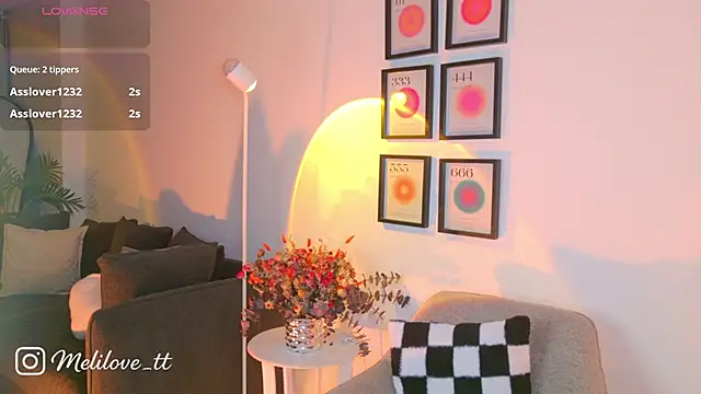 MelyTaylor  online show from 04-25-26, 11:57