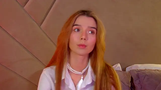 VanessaVienne online show from 03-03-26, 04:24