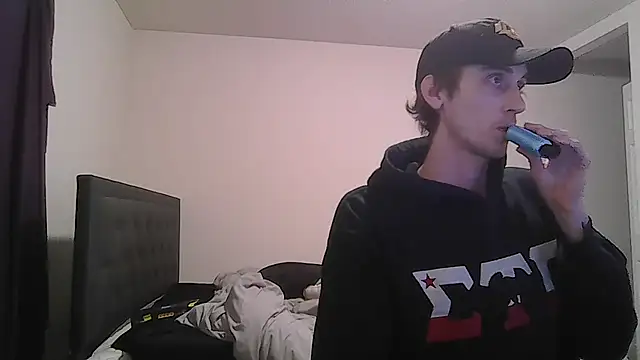 Snapshot of maxryderr chatting on 05-27-26, 07:16 maxryderr online show from 05-27-26, 07:16