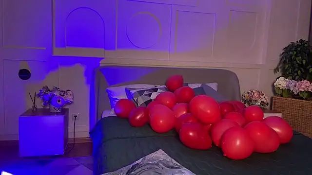  SilkyShadow  online show from 02-16-26, 01:02