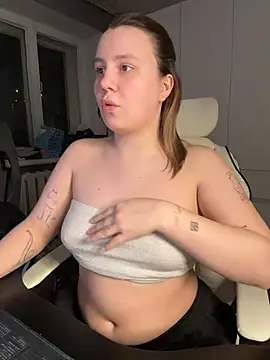 AnnaSeint online show from 04-24-26, 08:00