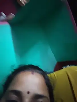 Snapshot of Reena_lodha chatting on 05-20-26, 03:18 Reena lodha online show from 05-20-26, 03:18