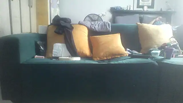 Snapshot of Winterslender chatting on 06-09-26, 09:10 Winterslender online show from 06-09-26, 09:10