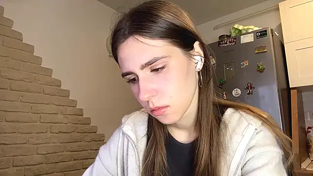 ElsieKuhlmann online show from 04-16-26, 03:29