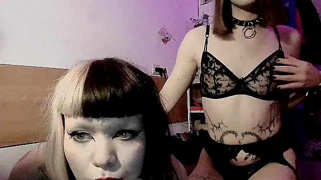 Snapshot of kicianiunia chatting on 02-21-26, 06:53 kicianiunia online show from 02-21-26, 06:53