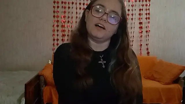 Snapshot of Miyabeee chatting on 05-18-26, 03:18 Miyabeee online show from 05-18-26, 03:18