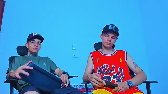 Thomas-Wil online show from 03-26-26, 10:04