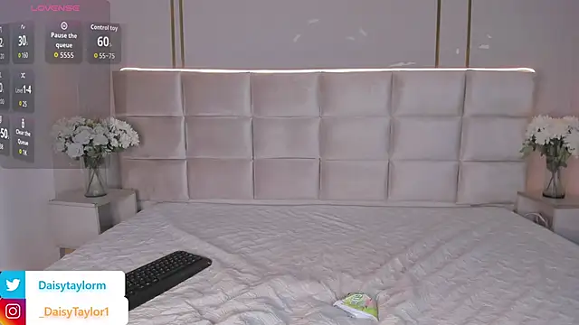 DaisyTaylor   online show from 02-18-26, 01:40