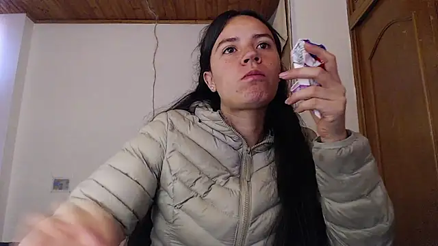 Snapshot of Shanel_Lozano chatting on 04-30-26, 09:52 Shanel Lozano online show from 04-30-26, 09:52
